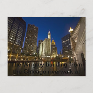 Postal El edificio Wrigley del paseo fluvial de Chicago