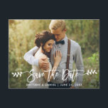 Postal El guión moderno del pincel deja la foto Guardar l<br><div class="desc">Guión de pincel moderno Guardar la tarjeta postal de la pareja de compromiso de fecha - Guión blanco con hojas</div>