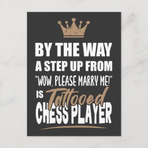 Postal El jugador de ajedrez tatuado es lo más atractivo