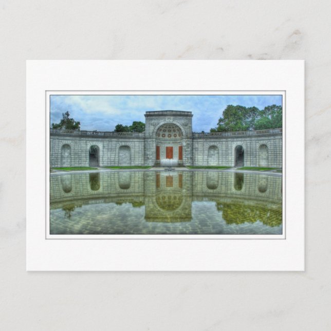 Postal El monumento conmemorativo de la guerra de las muj (Anverso)