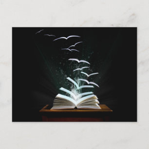 Postal El mundo mágico de la lectura
