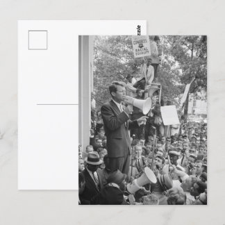 Postal El Senador Robert Kennedy haciendo campaña para Pr
