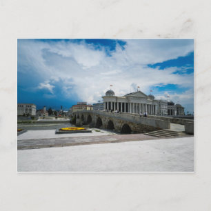Postal El Viejo Puente de Piedra en Skopje, Macedonia