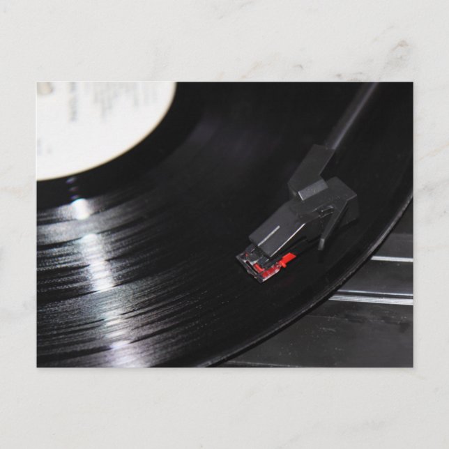 Postal El vinilo no está muerto (Anverso)