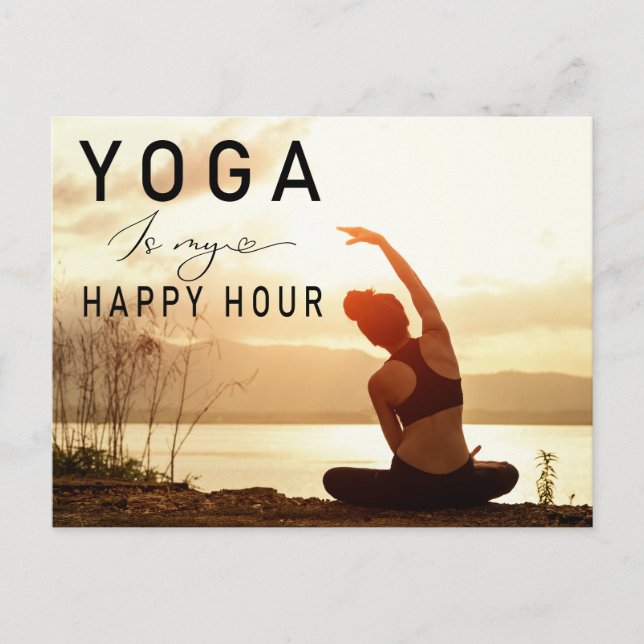 Postal El yoga es mi hora feliz. Mujer posando yoga (Anverso)