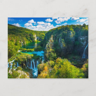 Postal Elegante cascada escénica, Croacia