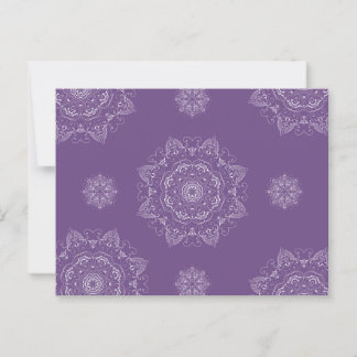 Postal Elegante patrón de manala blanca en fondo morado
