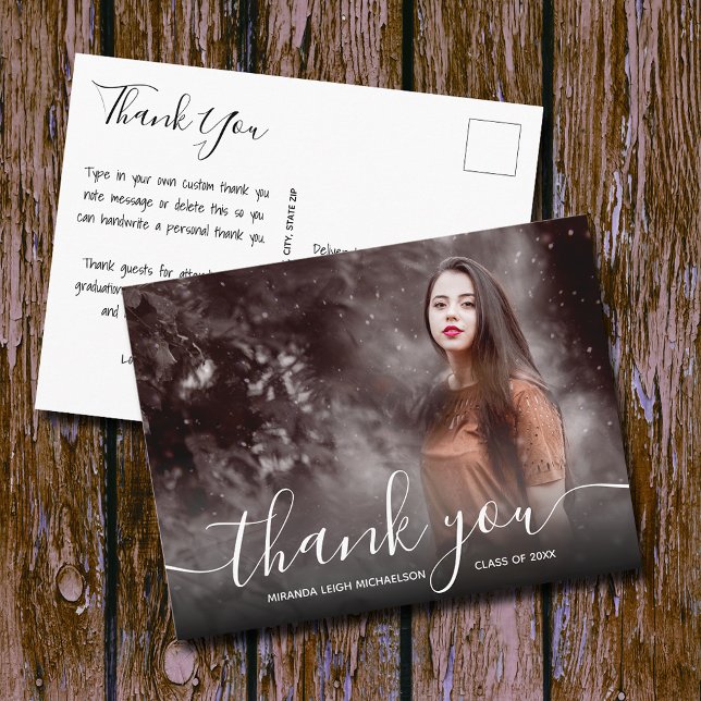 Postal Elegante Script Gracias Graduación De Foto (Graduation thank you postcards feature your photo on the front and your message on the back)