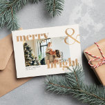 Postal Elegante tipografía de oro foto Feliz Navidad<br><div class="desc">Navidades Feliz Y Brillante</div>