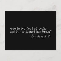 Ella es demasiado aficionada a los libros.