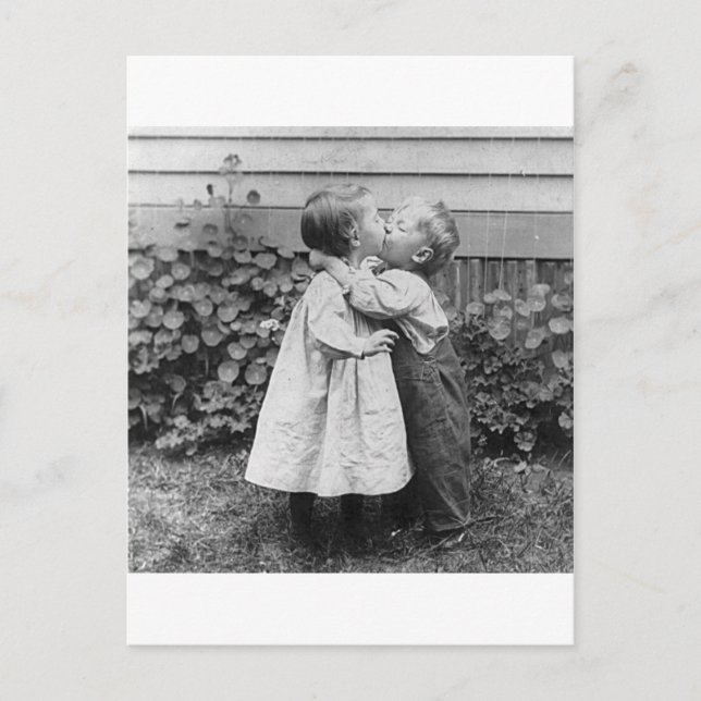 Postal Ella recibe el centavo, él recibe el beso (Anverso)