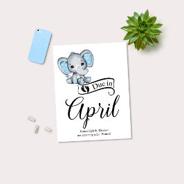 Postal En abril, pequeño cacahuete bebé elefante