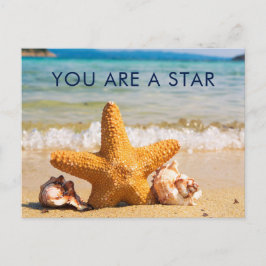 Postal En la playa encontrarás una estrella de mar y una
