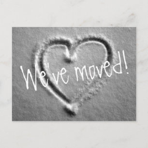 Postal en movimiento con corazón dibujado en nieve