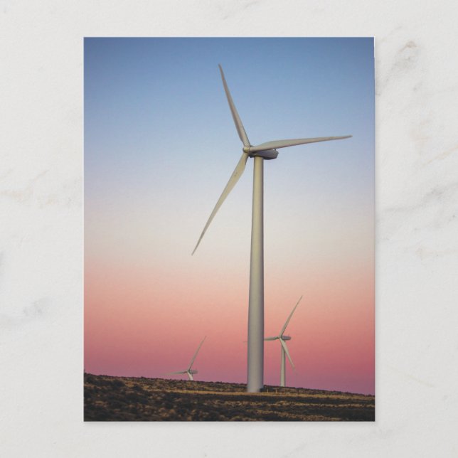 Postal Energía eólica de la granja eólica al atardecer (Anverso)