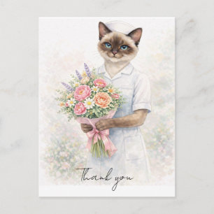 Postal Enfermera con flores de enfermera para dar las gra