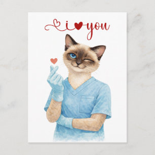Postal Enfermera Gato con Mini Corazón enviando Amor