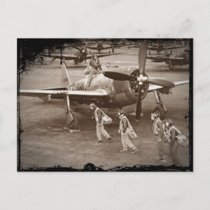 Postal Entrenamiento de pilotos de combate sobre pernos t