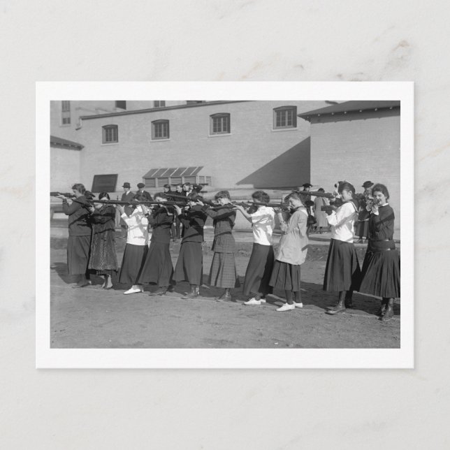 Postal Equipo de chicas Rifle, 1916 (Anverso)