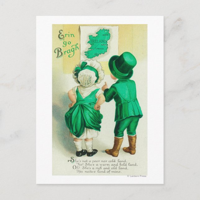 Postal Erin Go Bragh Couple observa el mapa de Irlanda (Anverso)