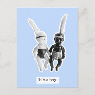 Postal Es un niño - Muñecas Indias en Blanco y Negro