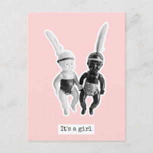 Postal Es una niña - Muñecas Indias en Blanco y Negro