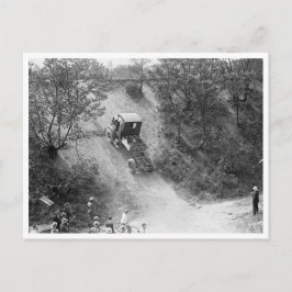 Postal Escalada de la colina de las cuatro ruedas