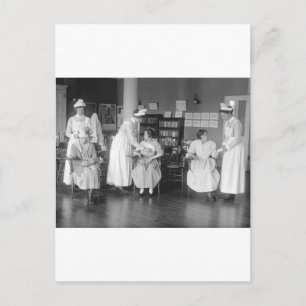 Postal Escuela de enfermería, principios del siglo XX