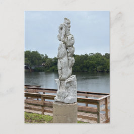 Postal Escultura conmemorativa de piedra alta
