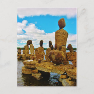 Postal Esculturas de piedra del río de Inukshuk