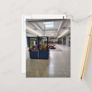Postal Espacio Liminar Juegos Tristes de Centro Comercial