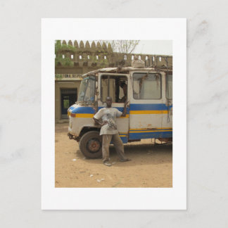 Postal Esperando a los pasajeros en Djenne, Mali