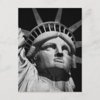 Estatua blanca negra de la libertad en Nueva York