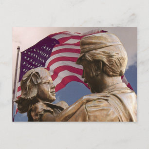 Postal Estatua de la Bandera Americana del Día de Conmemo