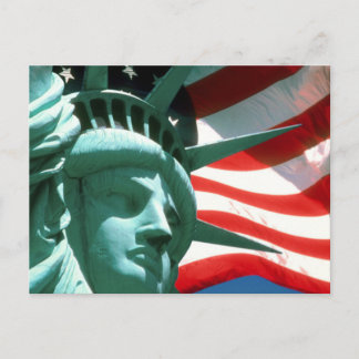 POSTAL ESTATUA DE LA LIBERTAD CON BANDERA ESTADOUNIDENSE