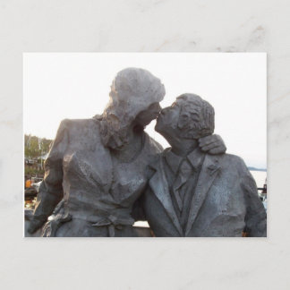 Postal Estatua del beso