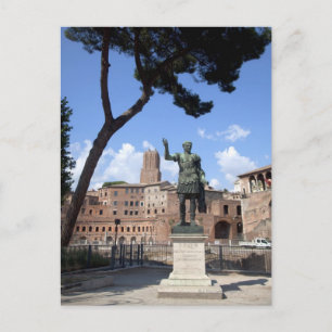 Postal Estatua del emperador romano de bronce en el foro