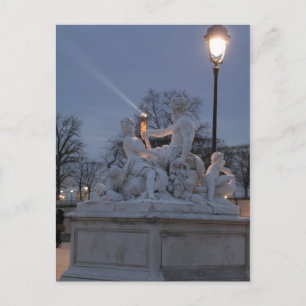 Postal Estatua en el Jardín de las Tullerías, París.