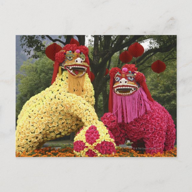 Postal Estatuas de dos dragones cubiertos de flores, (Anverso)