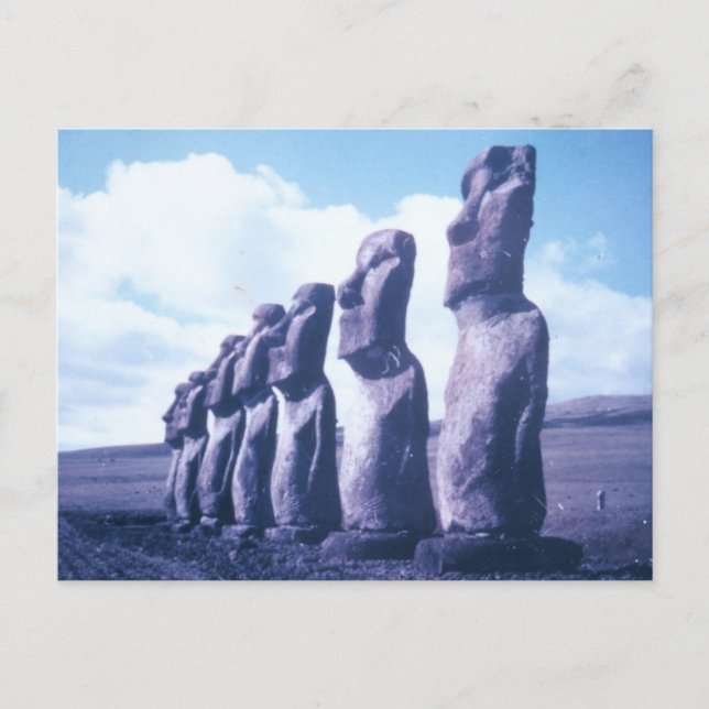 Postal Estatuas de la Isla de Pascua (Anverso)