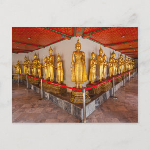 Postal Estatuas en Wat Pho en Bangkok, Tailandia