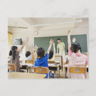 Postal Estudiantes de la escuela primaria en la escuela 2