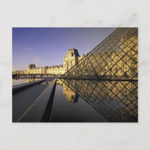 Postal Europa, Francia, París. El Louvre y cristal