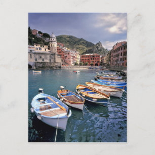 Postal Europa, Italia, Vernazza. Barcos pintados de forma