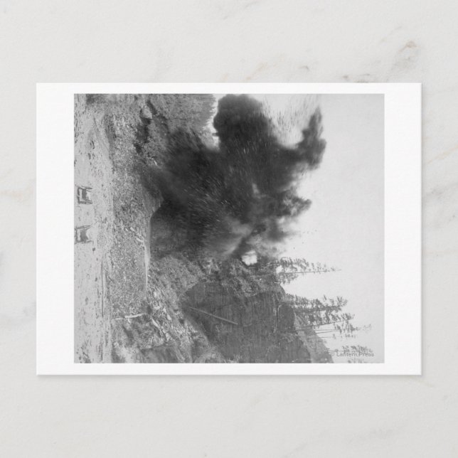 Postal Explosión a un lado de la montaña durante (Anverso)