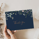 Postal Fall Garden Wildflower Gracias<br><div class="desc">Este postal es perfecto para un boda rústico. El diseño se compone de flores silvestres rosas, rubias, subió y violetas pintadas a mano con mariposas. Personalizar la parte posterior de la tarjeta postal, incluyendo sus nombres, dirección de retorno y un mensaje de agradecimiento. O bien, deje sin efecto la sección...</div>