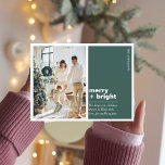 Postal Familia fotográfica de navidades | Feliz   Verde b<br><div class="desc">Familia fotográfica de navidades | Feliz   Verde brillante</div>