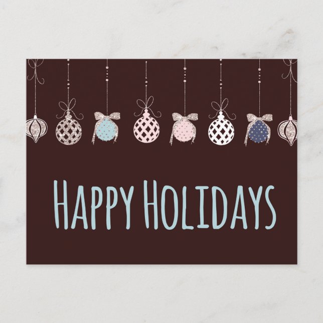 Postal Felices fiestas colgando los adornos (Anverso)
