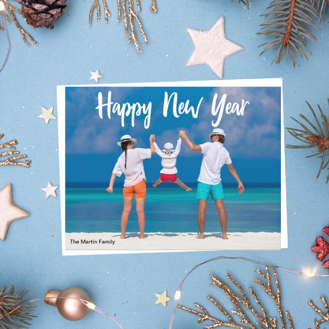 Postal Feliz Año Nuevo 2023: Moderno guión blanco sobre f (Subido por el creador)