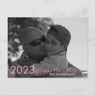 Postal Feliz año nuevo simple 2023 Escritura rosa Foto 